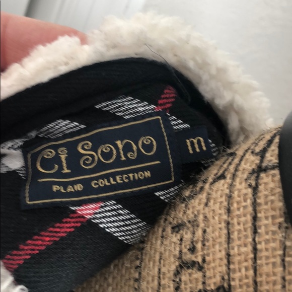 Plaid shirt - Picture 3 of 4